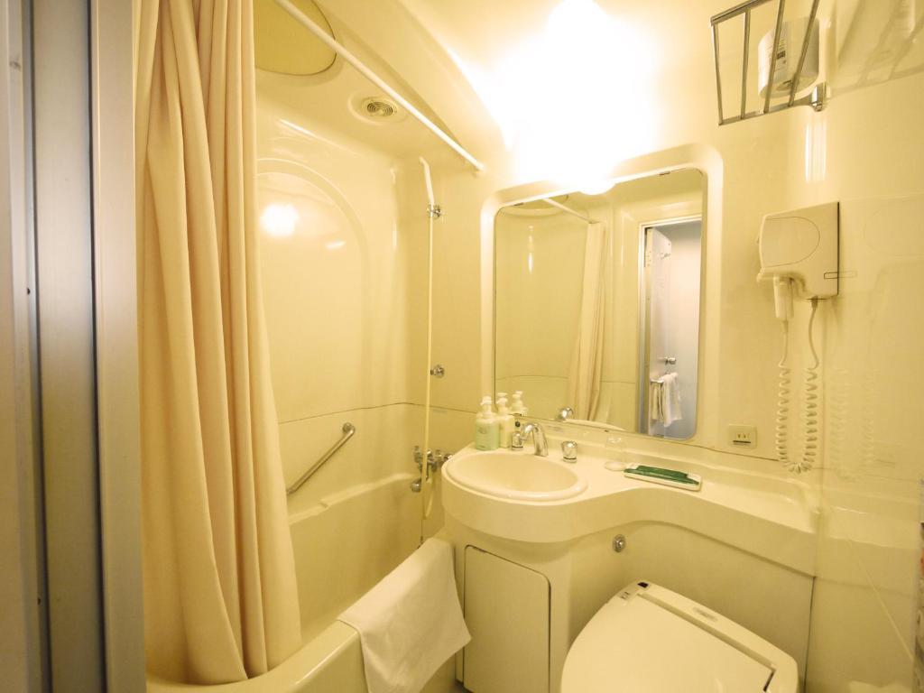 Hotel Route-Inn Dai-Ni Kameyama Inter Номер фото